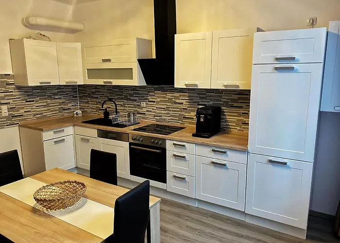 Cozy Apartment Bernburg 1